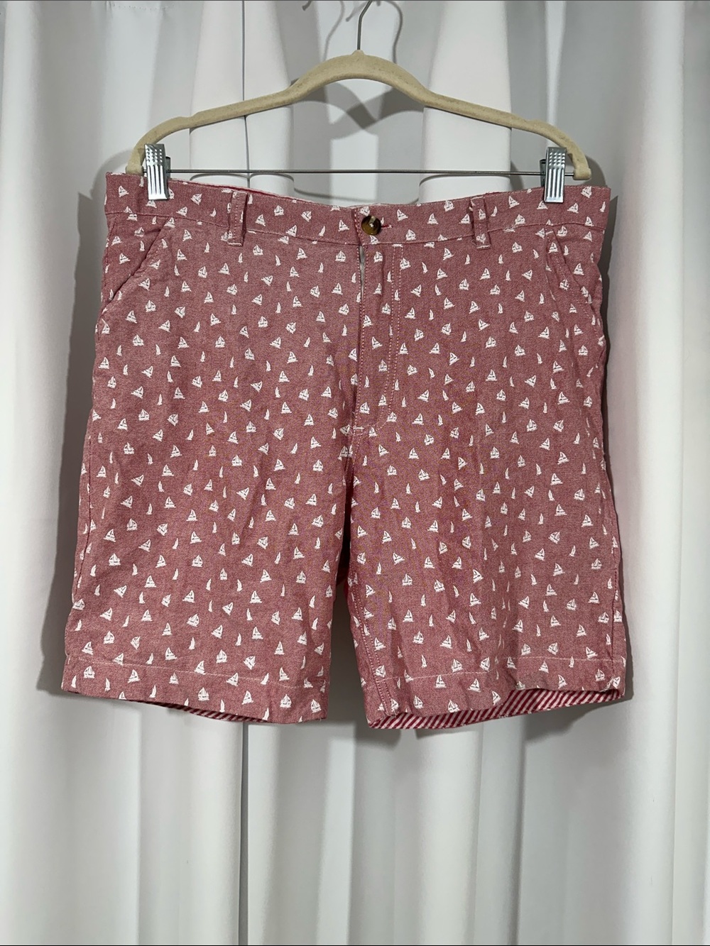 Sovereign Code Shorts Waist 35 Pink Sailboat Print Cotton Chino Shorts